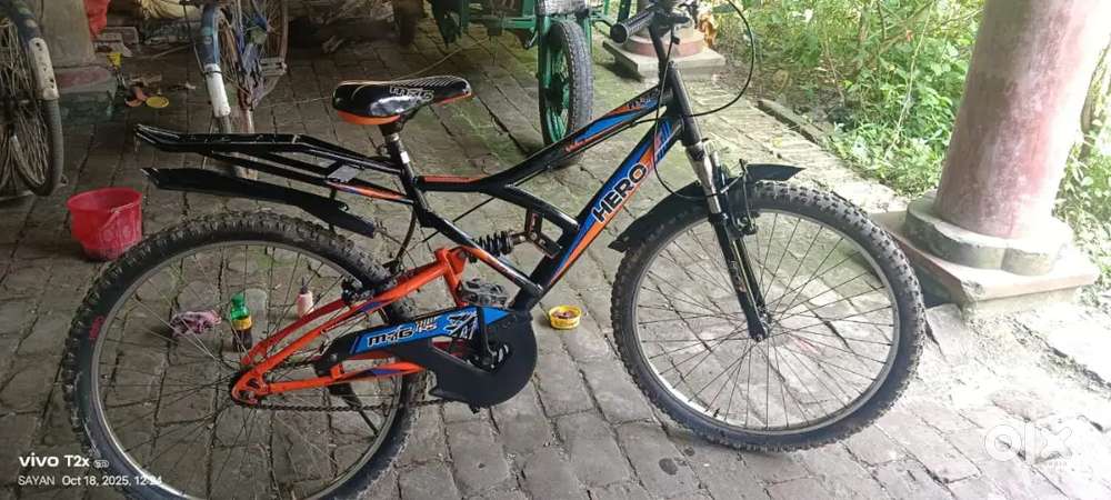 Hero Typhoon cycle,fully new condition, 1 year old ,bill available
