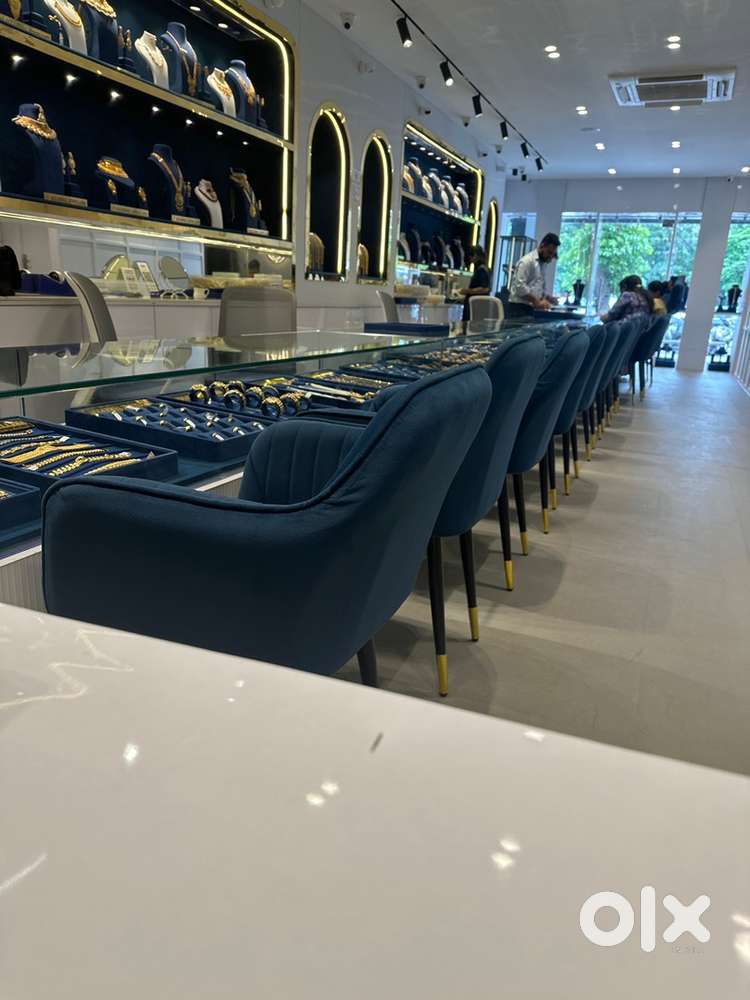 Need an female staff for our Jewellery shop