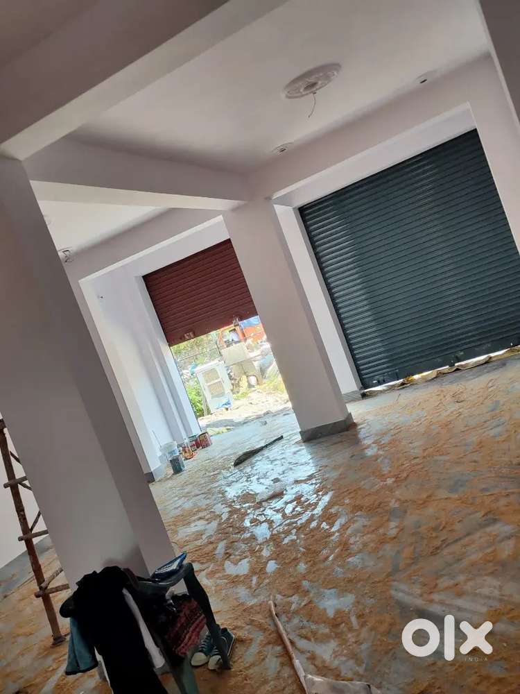 SHOP FOR RENT 750 sq.ft