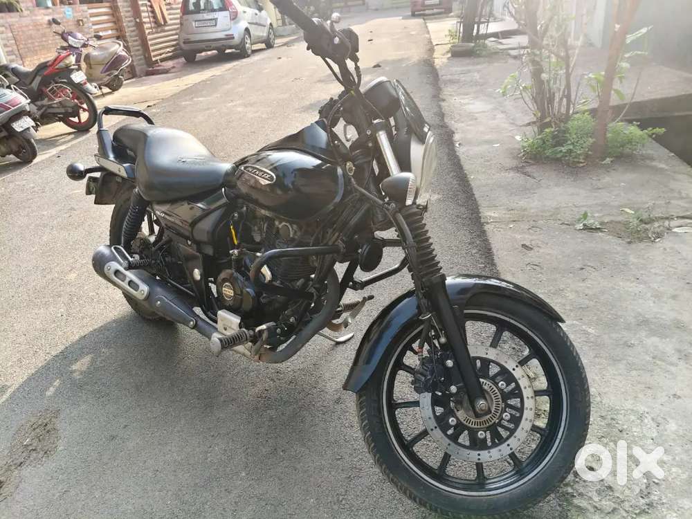 Bajaj avenger street 160 bs4 ( 2019)