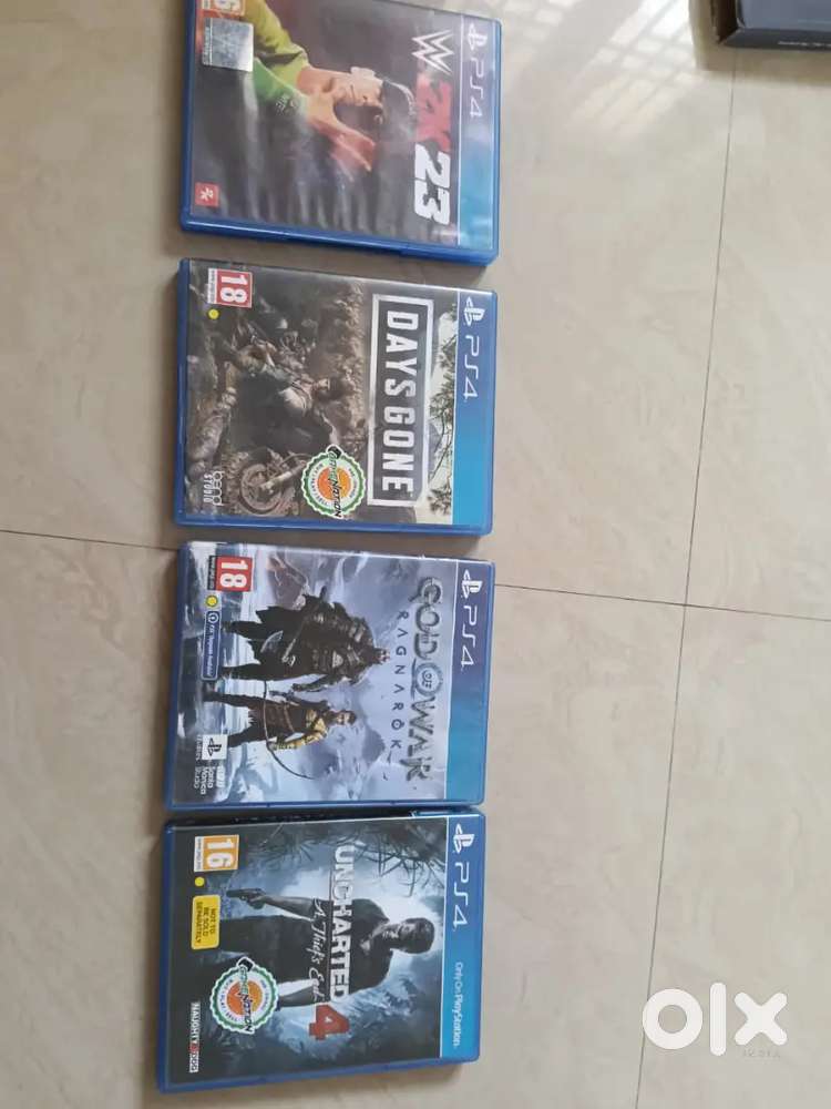 Play station 4-slim-1tb with games