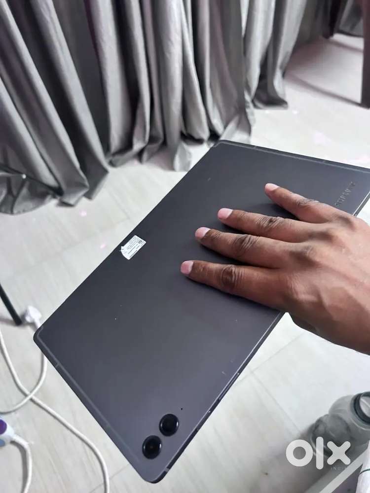 Samsung galaxy Tab S9 FE++ 12.4 Inch display
