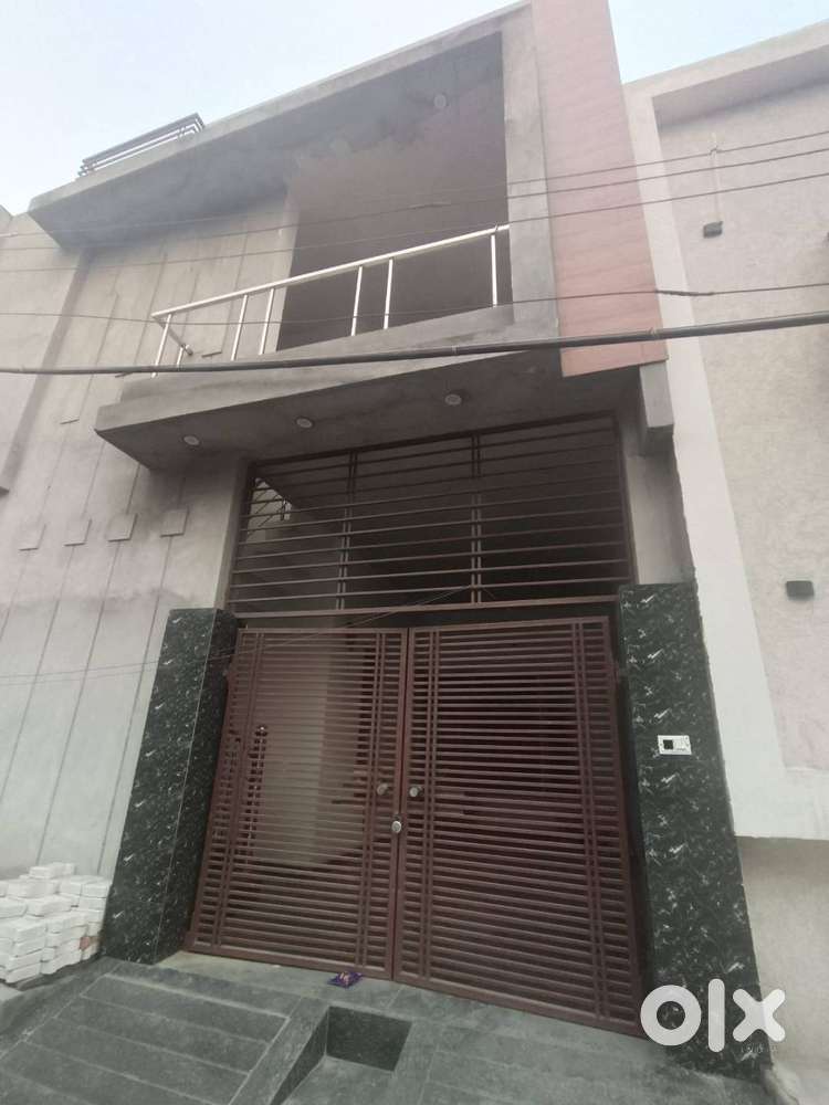 140 GAJ 3 BHK HOUSE FOR SALE
