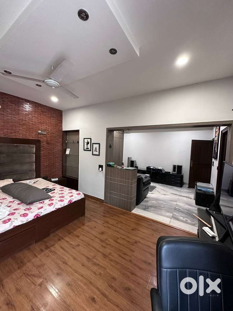 1 kanal b-road location house in sector -21 chandigarh