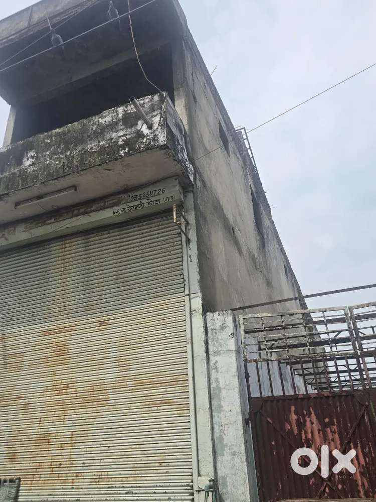 Dhanmandi shop for sale