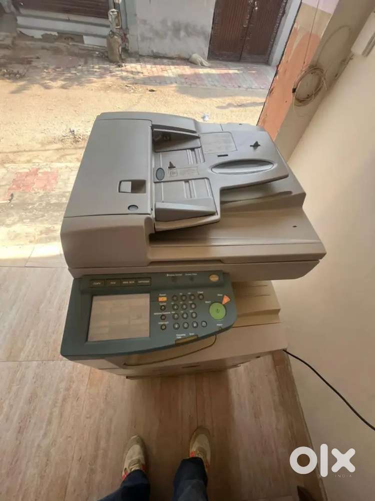 FOR SALE – ONE MONTH OLD LIKE CANON IR 3300 PHOTOSTAT MACHINE
