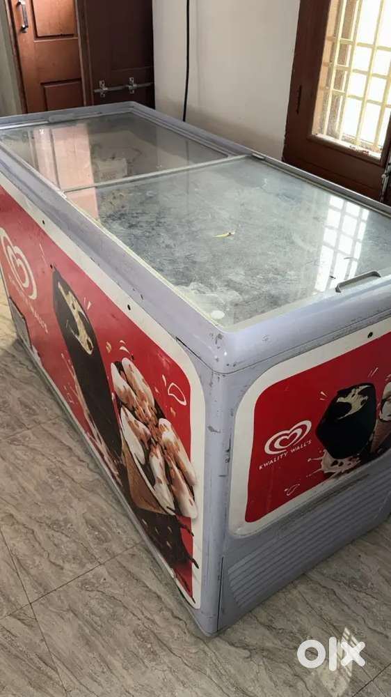 450lts deepfridge good condition