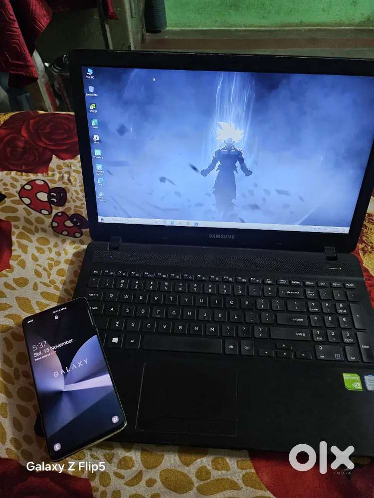 Samsung Core i7 Laptop NVIDIA Graphics 8GB RAM / 256SSD