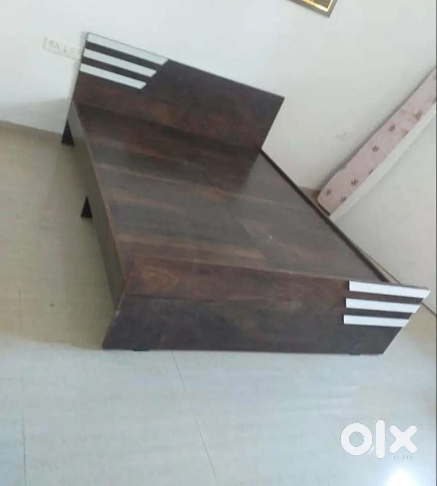 BRAND NEW non storage bed