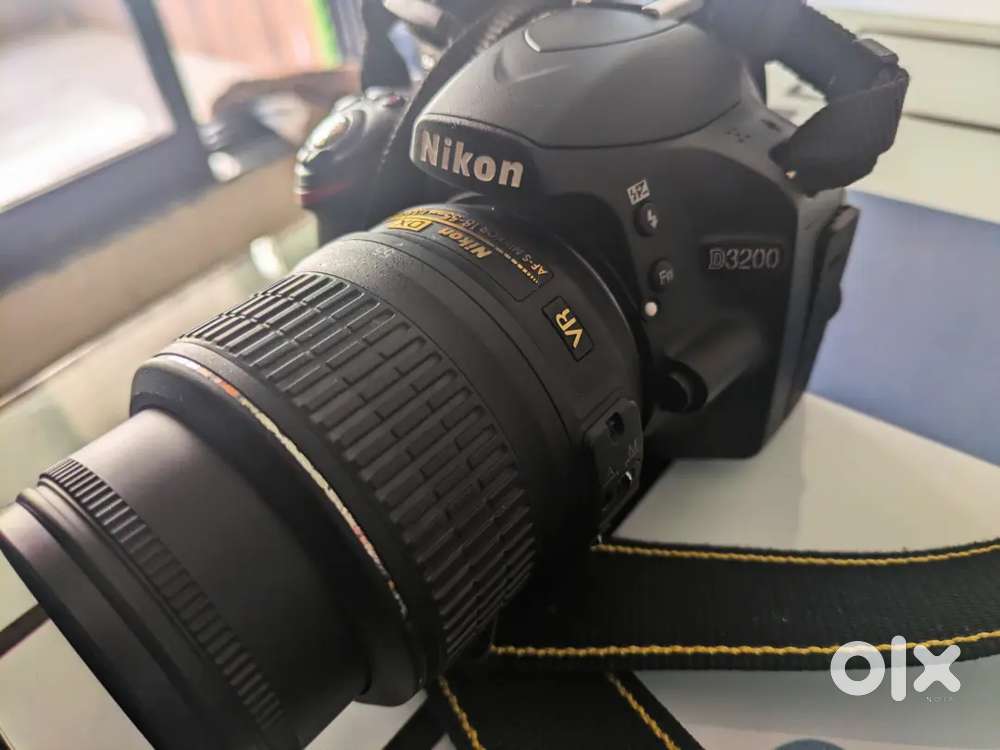 Nikon DSLR  D3200