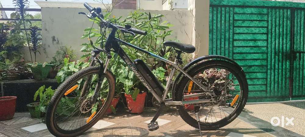 E91 WolverineX 7.8 ahbattery 22kmph top speed 250 watts bldc motor p.a