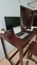 Stand & Work Desk (Standing-Desk)