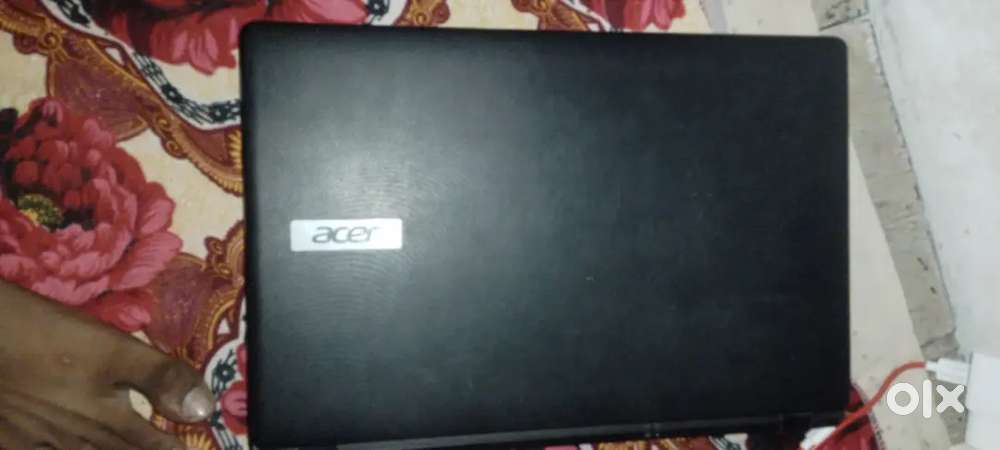 Acer laptop Aspire ES1512