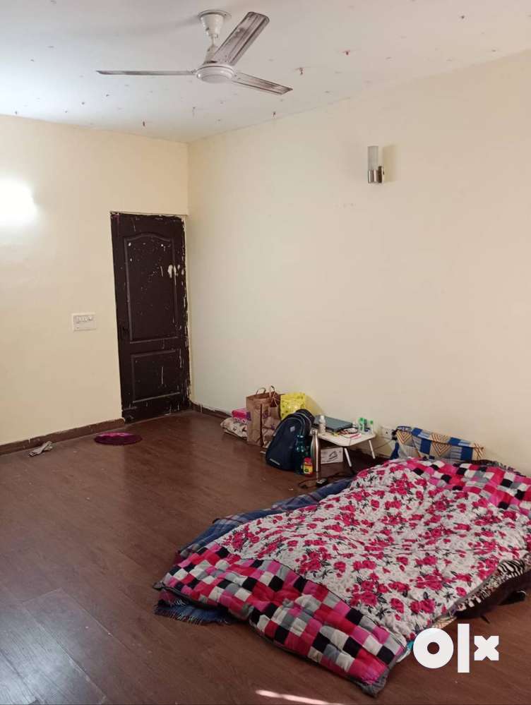 Independent room rent or flat rent for bachelors