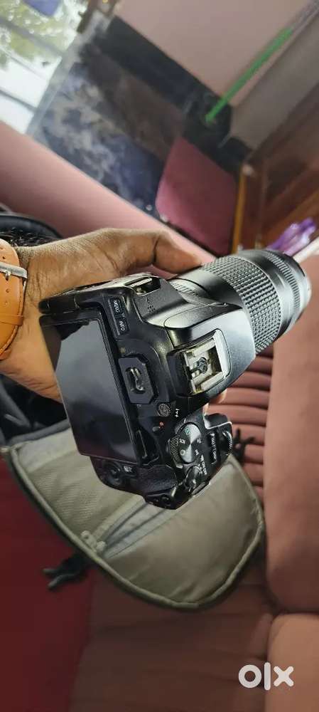 Canon camra supar 2 బాట్రేస్