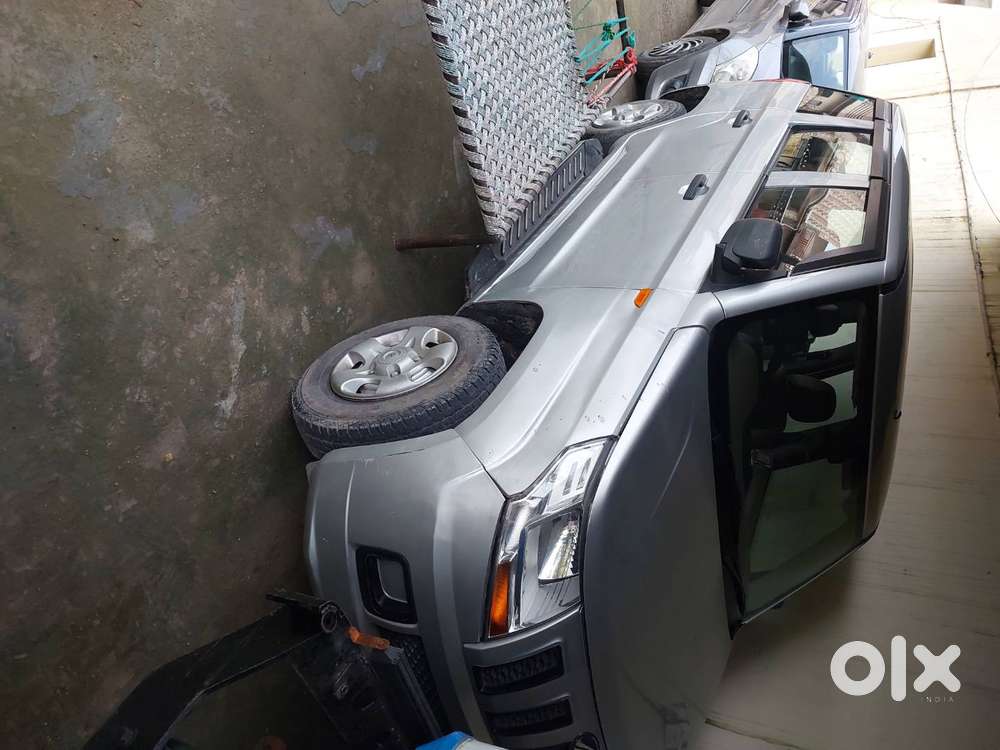 Mahindra tuv +