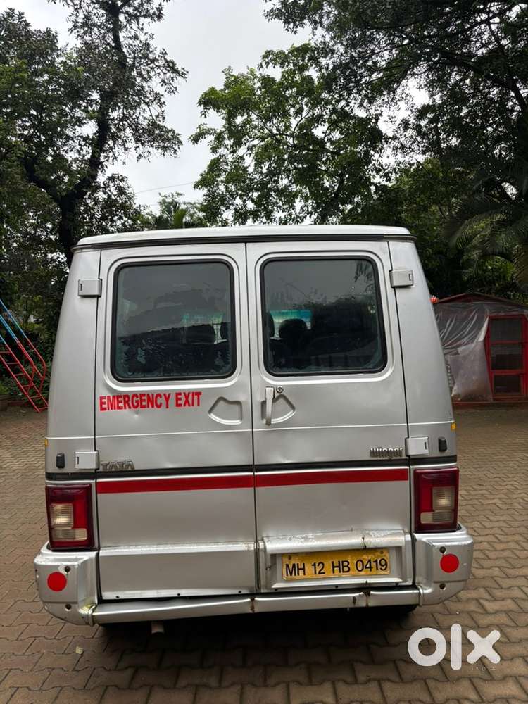 Winger 11 seater
