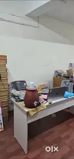 Local delivery in 1km radius and packing