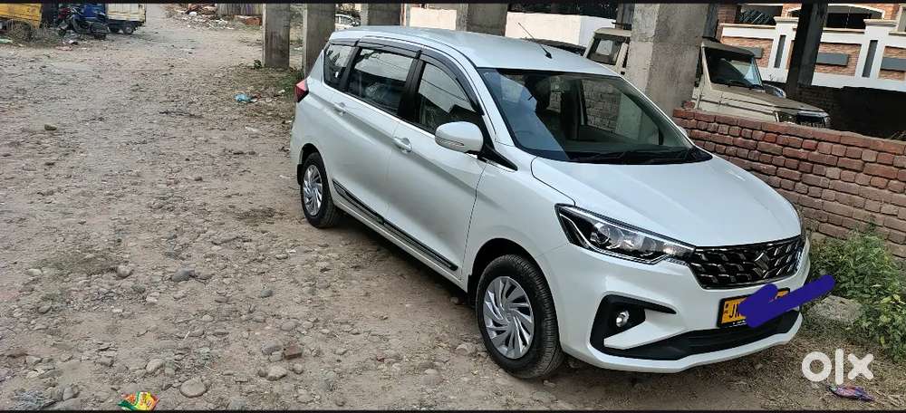 Maruti Suzuki Ertiga 2024 Petrol 27000 Km Driven