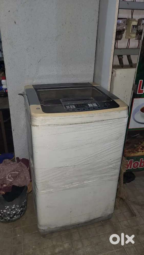 URGENT SELL Washing machine and fridge combo