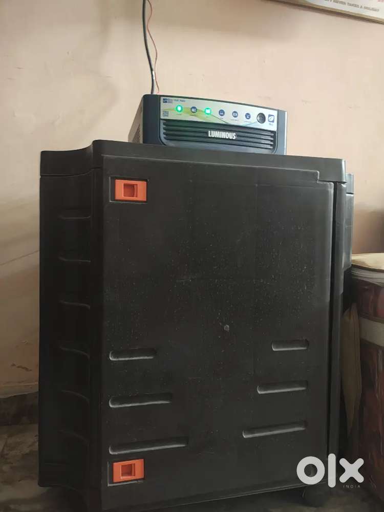 Luminous Inverter, battery with table