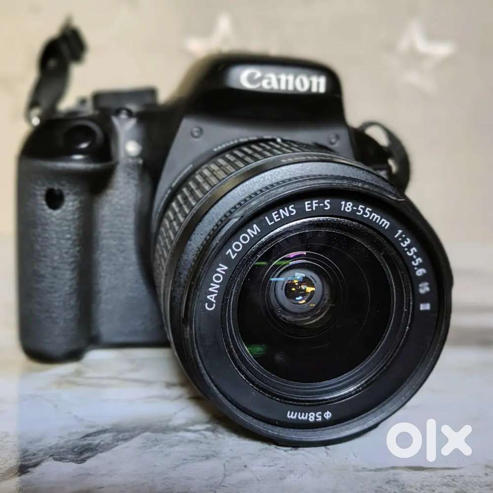 Canon 600D DSLR camera