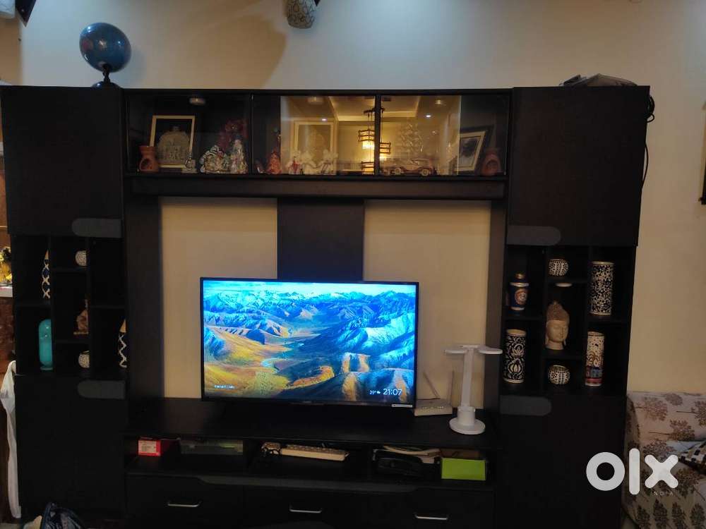 Tv unit for sale