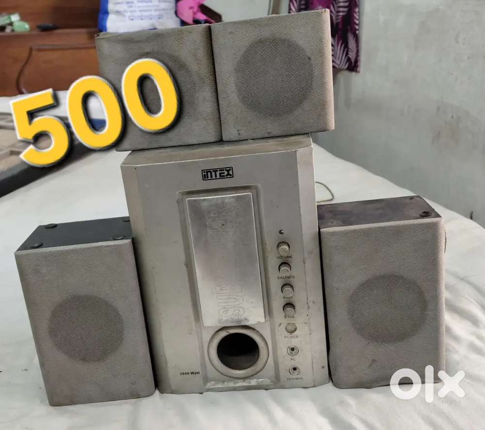 Intex 4.1 boofer speaker and iron