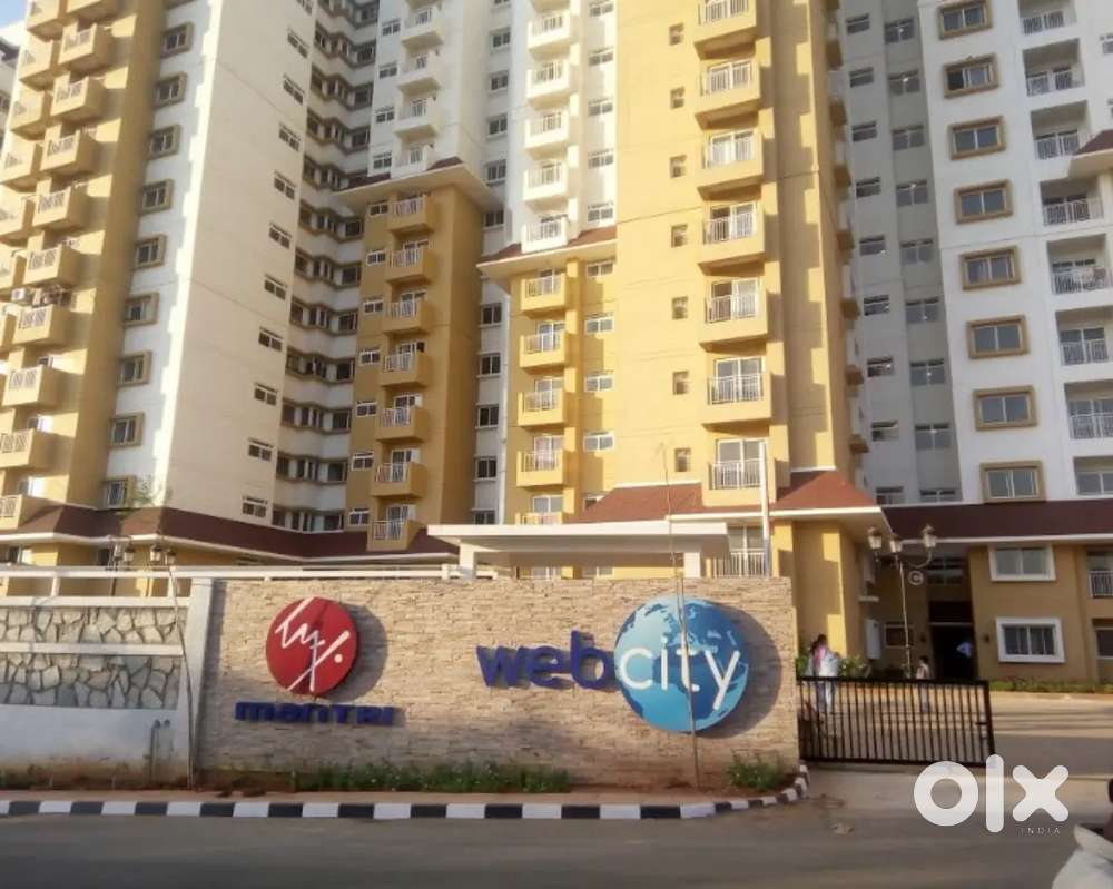 Bachelor Accommodation in Mantri Webcity Apartment