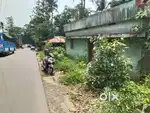 Aluva perumbavoor road chembaraky main road frontage 5 cent
