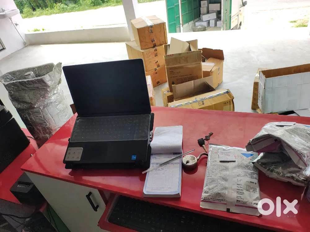 Urgent required Female Accountant for maintain items