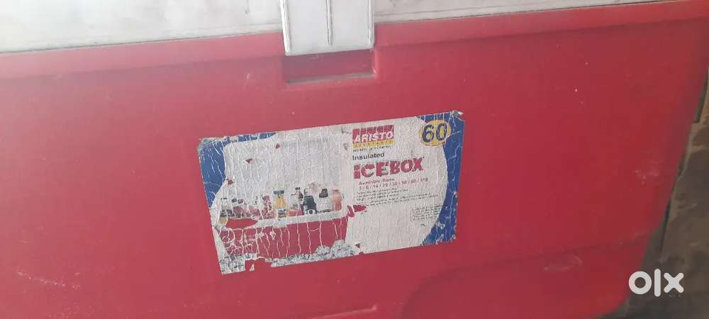 Ice box 60 liter only 5 month old