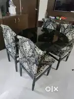 Glasstop Dining table 4 seater for sale