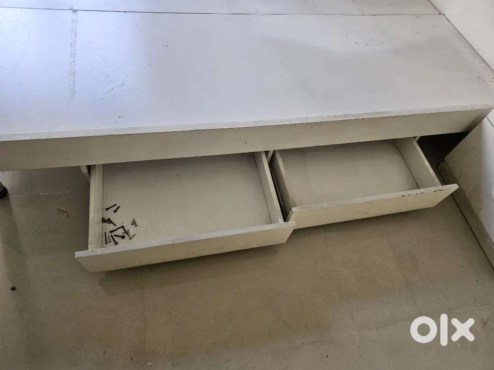 Single bed