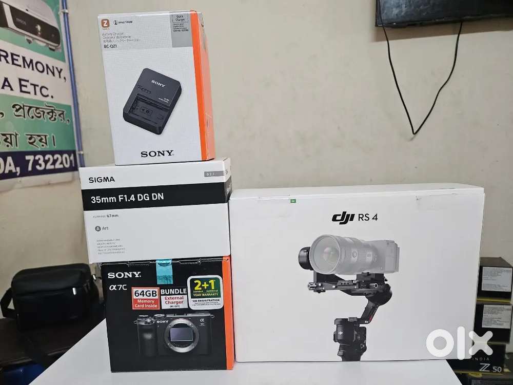 Sony A7c body sigma 35mm 1.4 DJI Rs 4