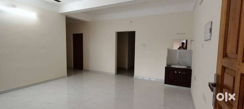 Spacious 3 BHK New Apartment for Rent at Killyppalam, Near Poojappura
