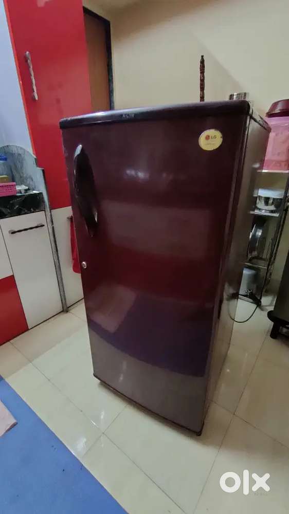 LG A-One Pearl 175L Single Door Refrigerator - Maroon Color