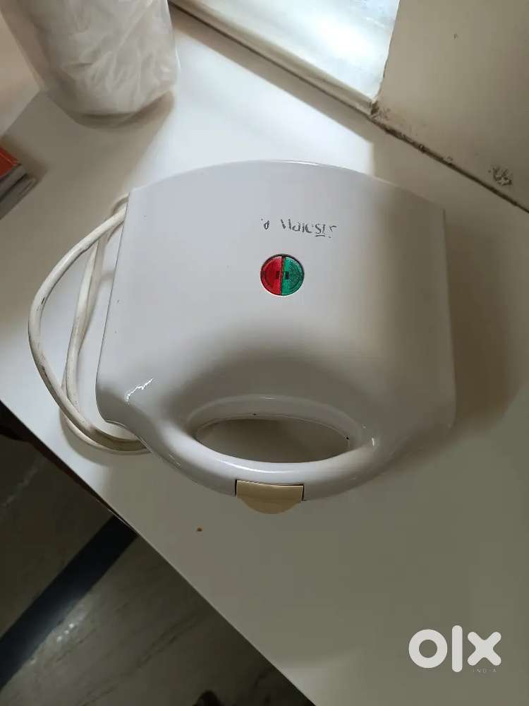Bajaj Majesty Toaster,