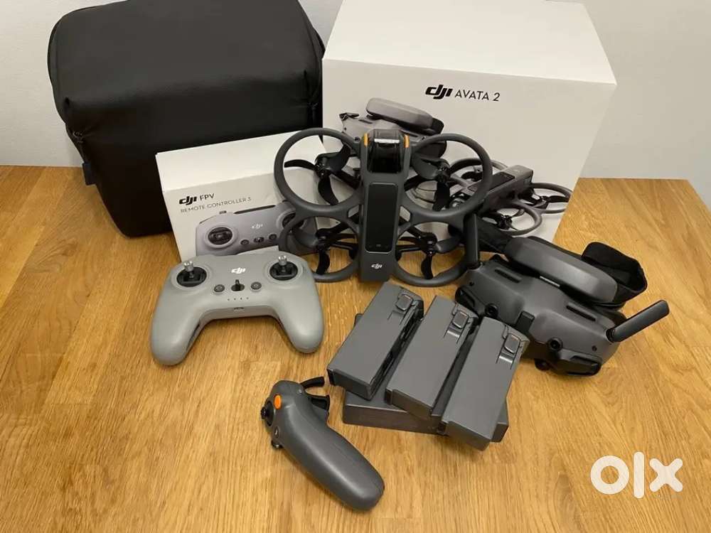 DJI Avata 2 Fly More Combo 3 x Batteries + FPV Controller Used