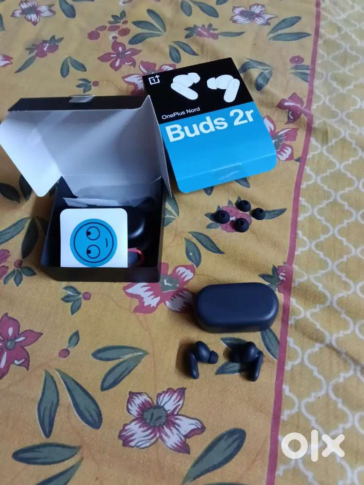 Brand new one plus buds 2r