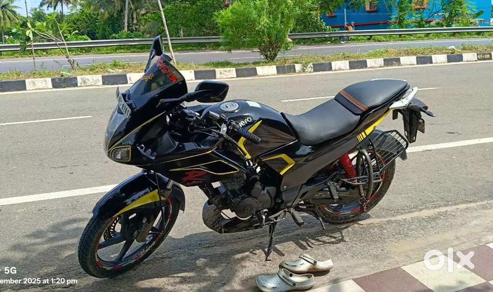 HERO KARIZMA R 255CC SPORTS BIKE