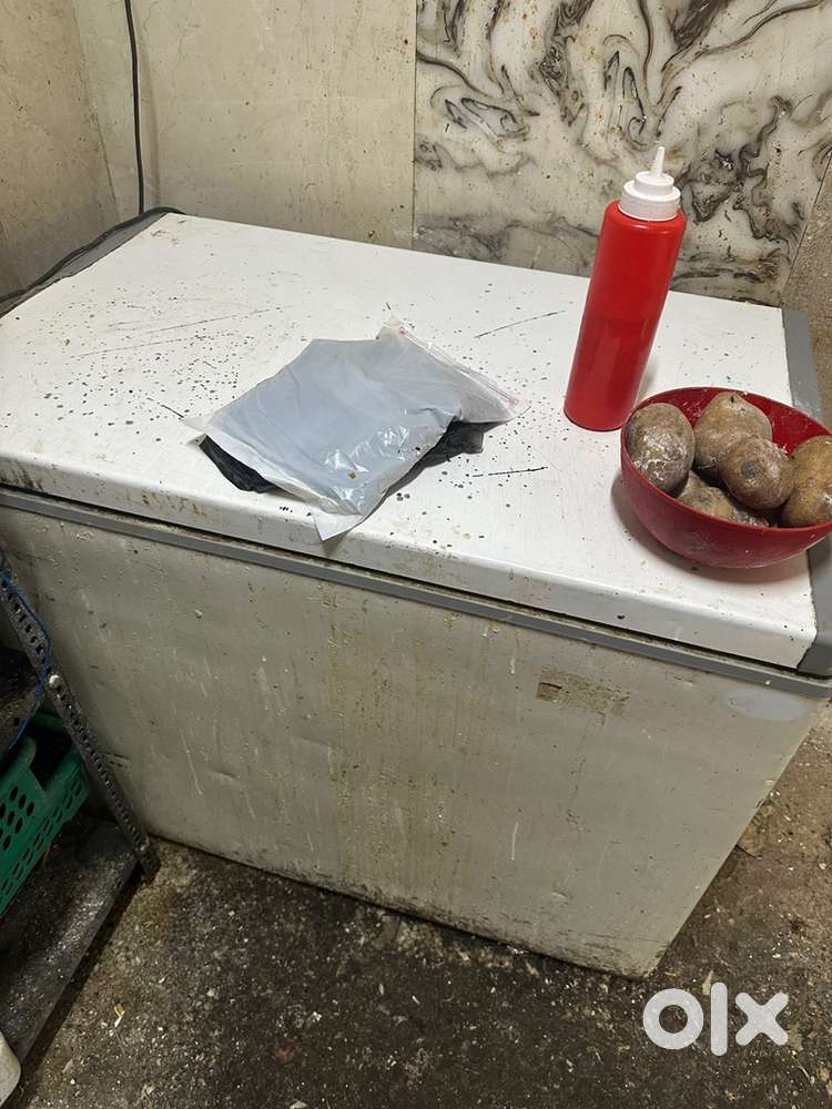 Running Restaurant old items for sell at cheap price