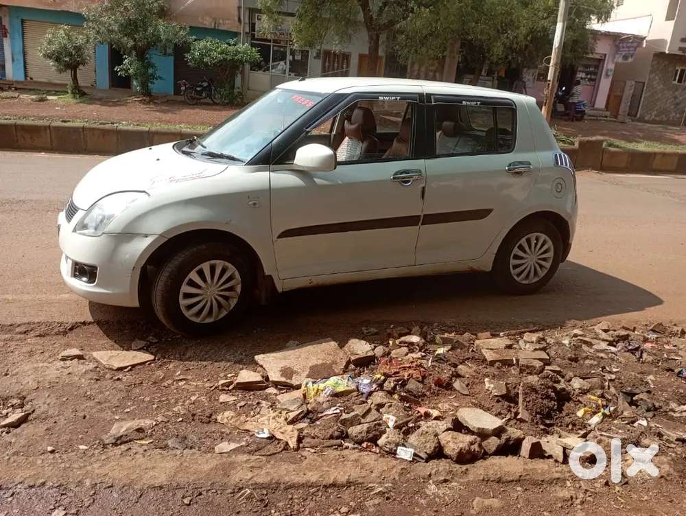 Maruti Suzuki Swift 2009 Diesel 135117 Km Driven