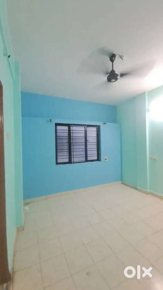 2BHK FLAT FOR RENT CHATRAPATI SQR SERVICE CLASS FAMILY