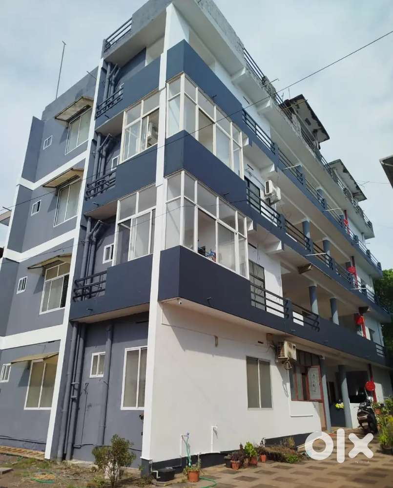 BACHELORS FURNISHED APARTMENT FOR RENT