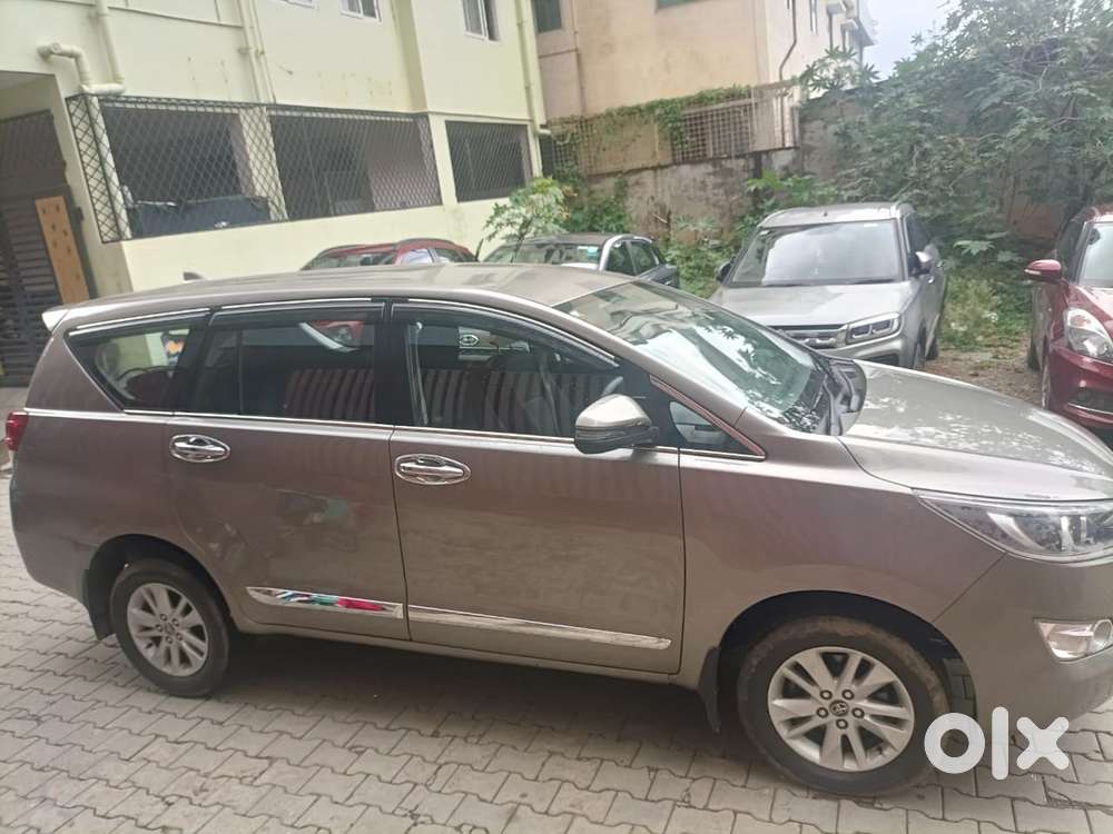 Toyota Innova Crysta 2.4 G MT 7 STR, 2018, Diesel