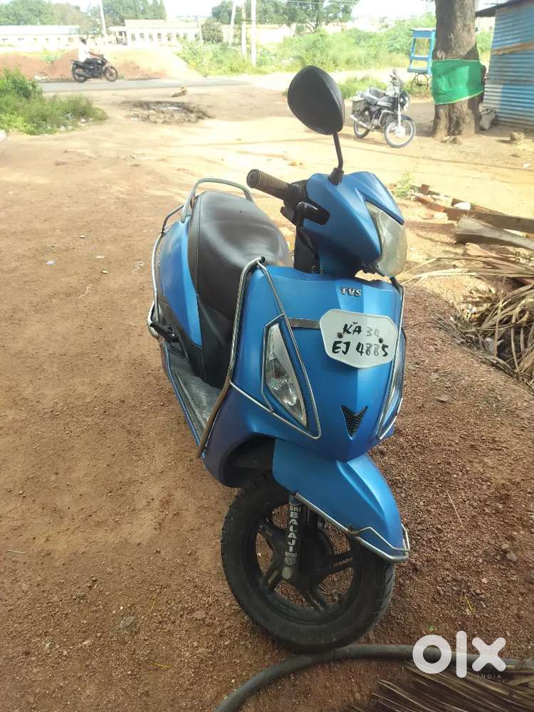 TVS Jupiter scooty