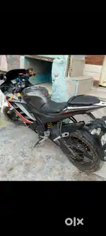 Mint condition bike main koi problem nahi hai DL no