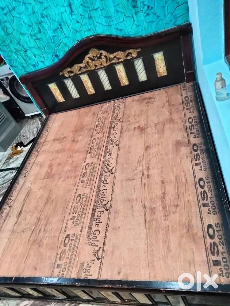 KING SIZE COT (6.5 feet×6 feet)(78 inch×72 inch) FOR SALE