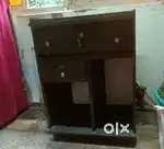 Compact computer table
